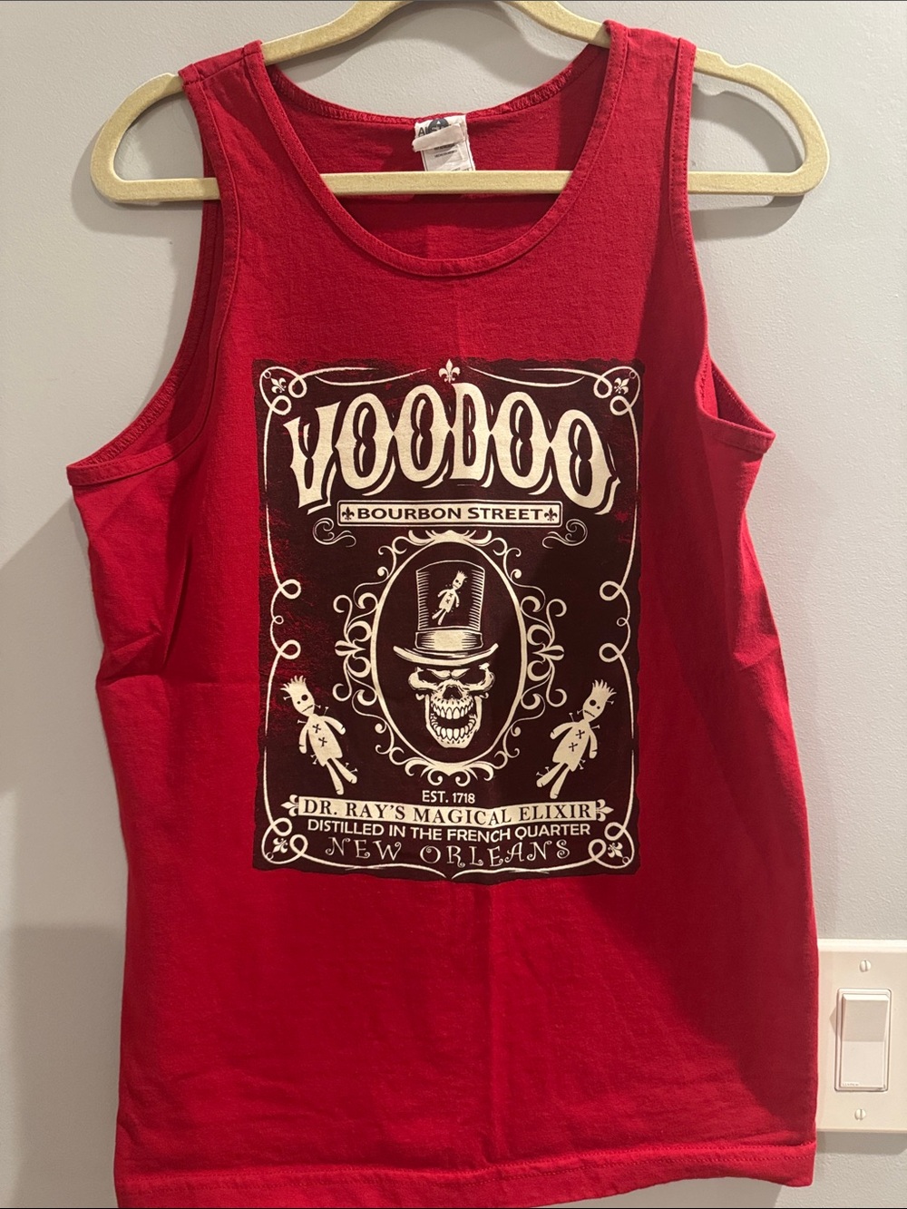 New Orleans Bourbon St Voodoo Skull Graphic Tank Top Red Size M